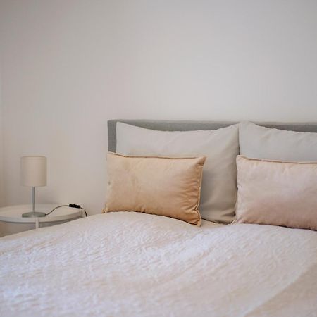 Le Solaret Bed & Breakfast แซ็ต ภายนอก รูปภาพ