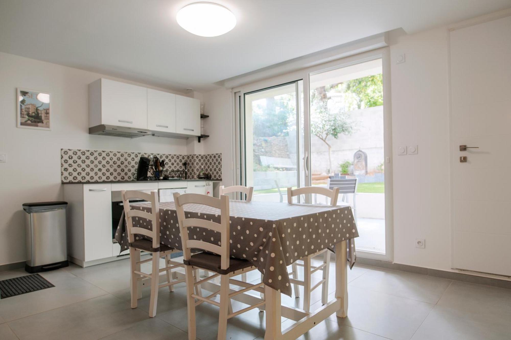 Le Solaret Bed & Breakfast แซ็ต ภายนอก รูปภาพ